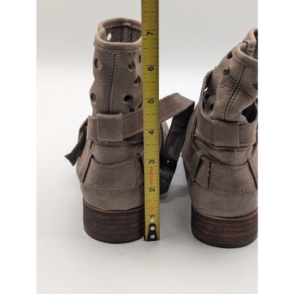 Hinge Nordstrom | Leather Laser Cut Ankle Boots | 7M - Picture 8 of 12